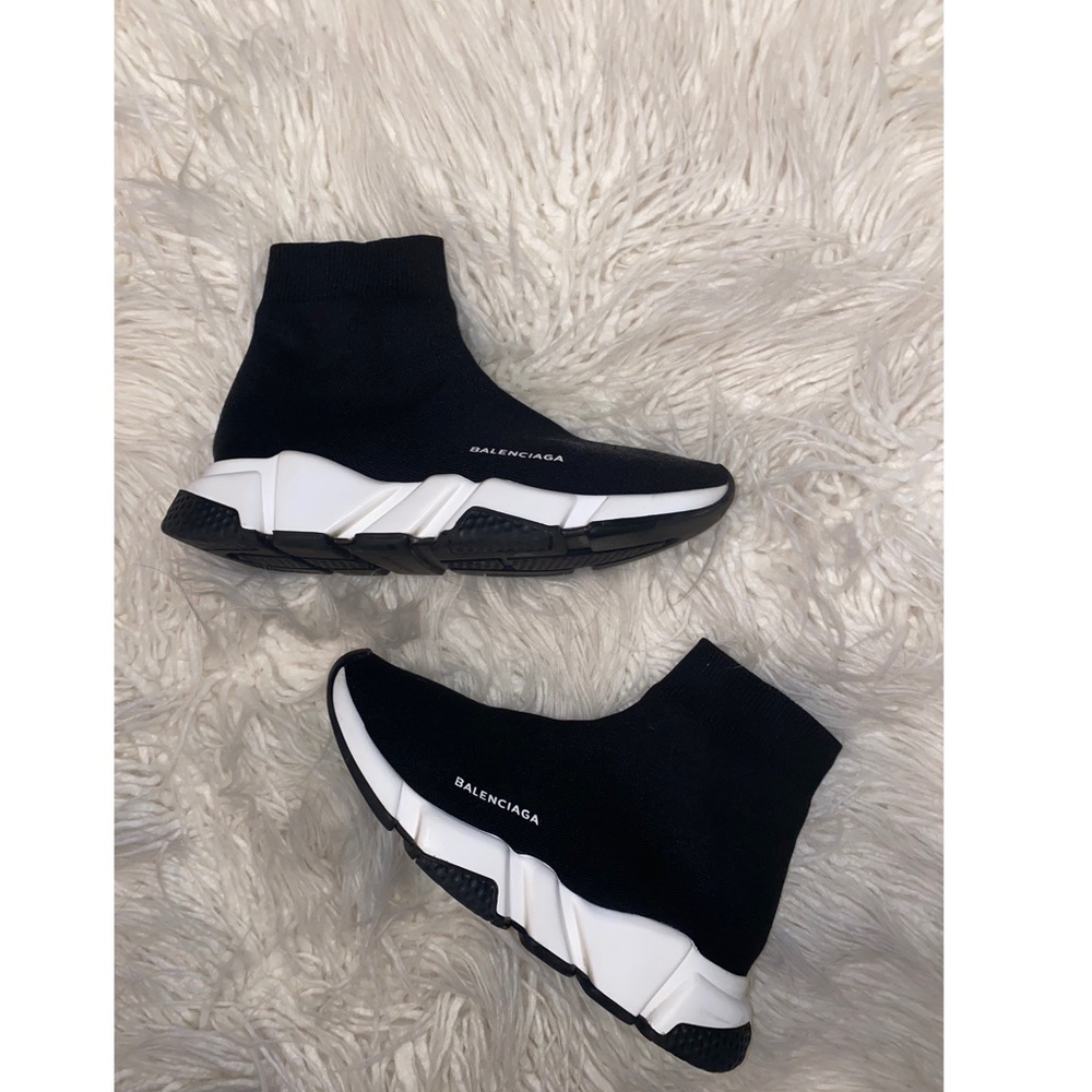 Authentic Balenciaga Women’s Speed Sneaker
